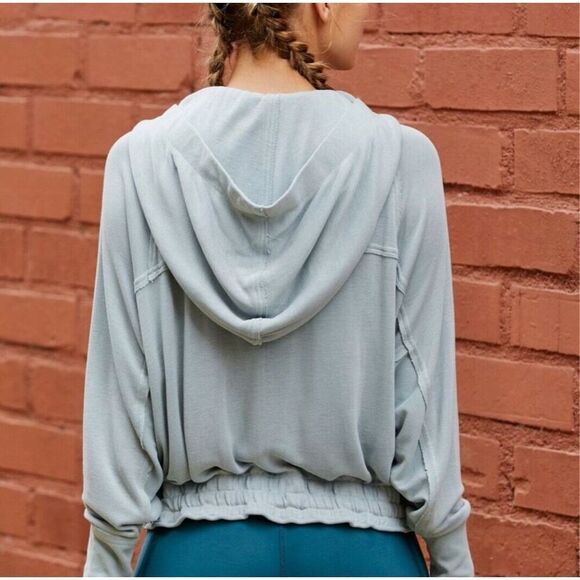 FREE PEOPLE Trekking Out Movement Light Blue Green Zip Hoodie Sweatshirt Size Me - Picture 3 of 15